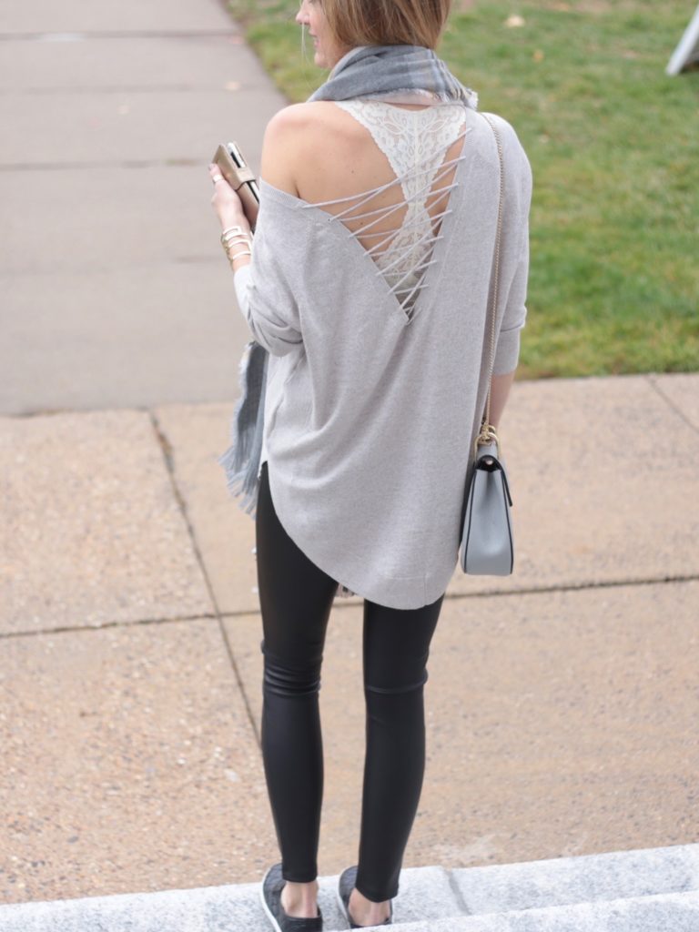 athleisure leggings outfit