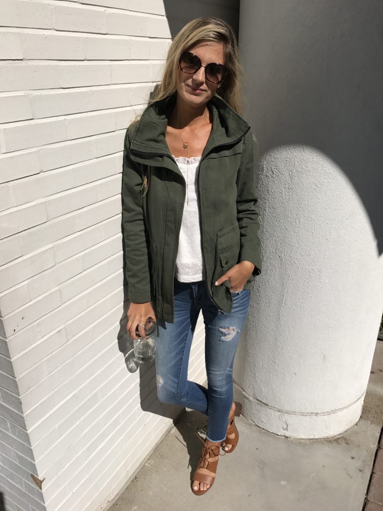 Connecticut life and style blogger, Pinteresting Plans answer your most asked questions about how to take and edit fashion blog photos.