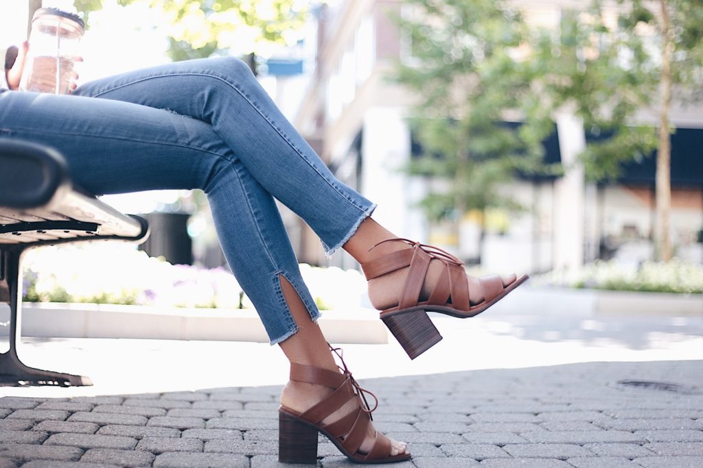 Connecticut life and style blogger, Pinteresting Plans answer your most asked questions about how to take and edit fashion blog photos. 
