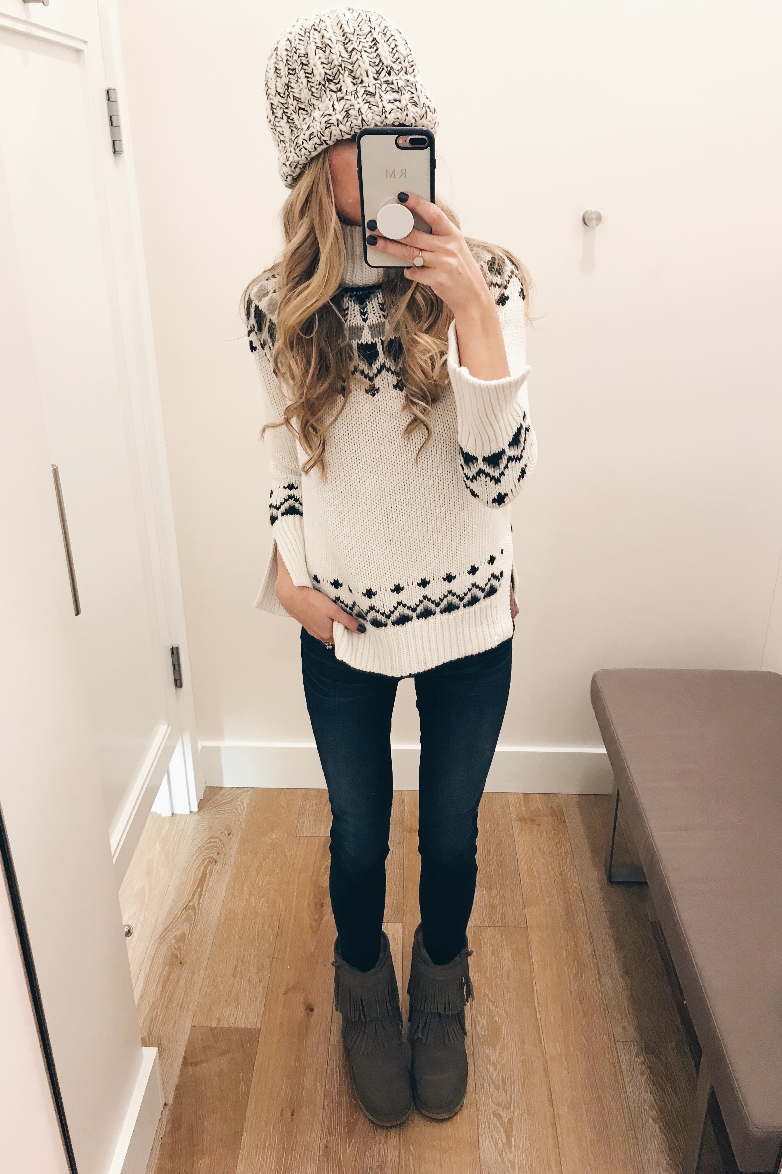 Cyber Week 2017 sweaters on sale - ski weekend sweater