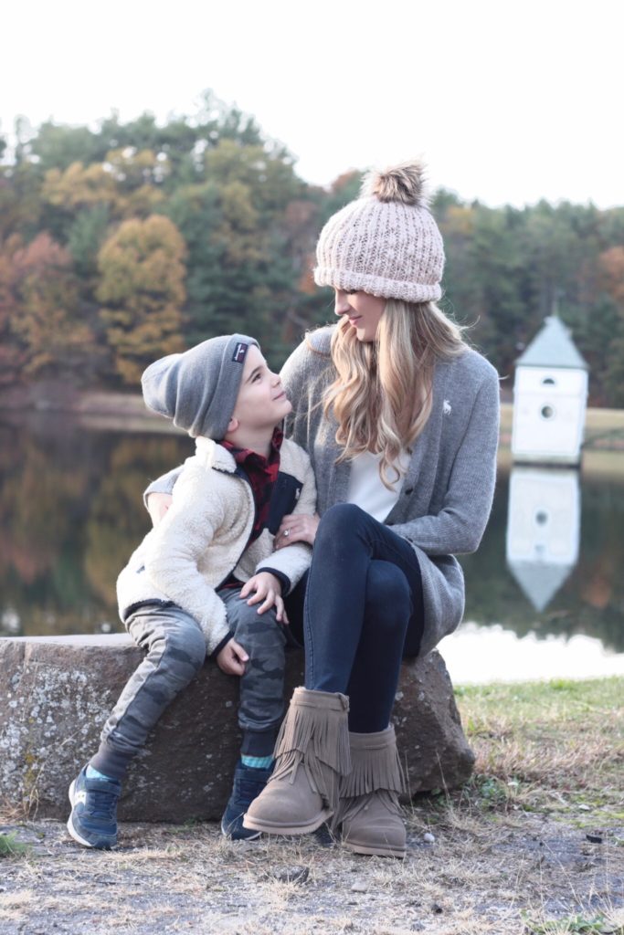 MUST SEE! Casual holiday outfits for the family - casual and cozy outfits for all family members