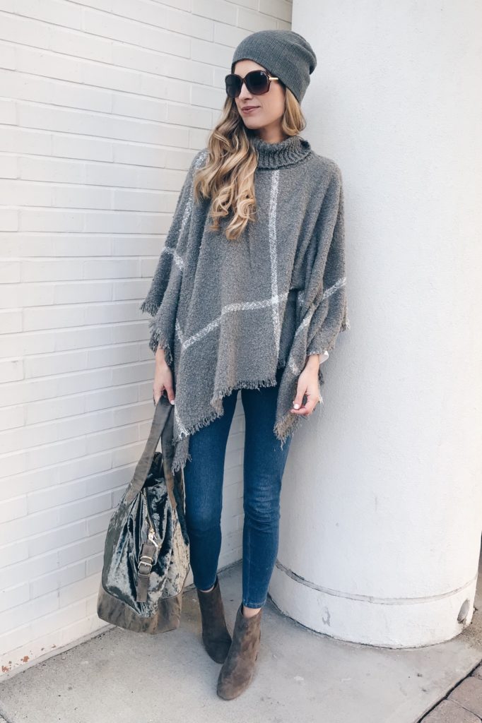 comfortable holiday airport outfits to try this Thanksgiving