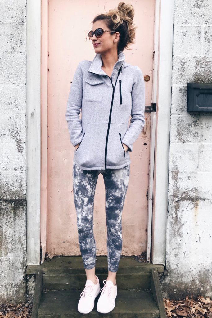 athleisure leggings - tie dye leggings and sweatshirt jacket on pinterestingplans connecticut lifestyle blogger