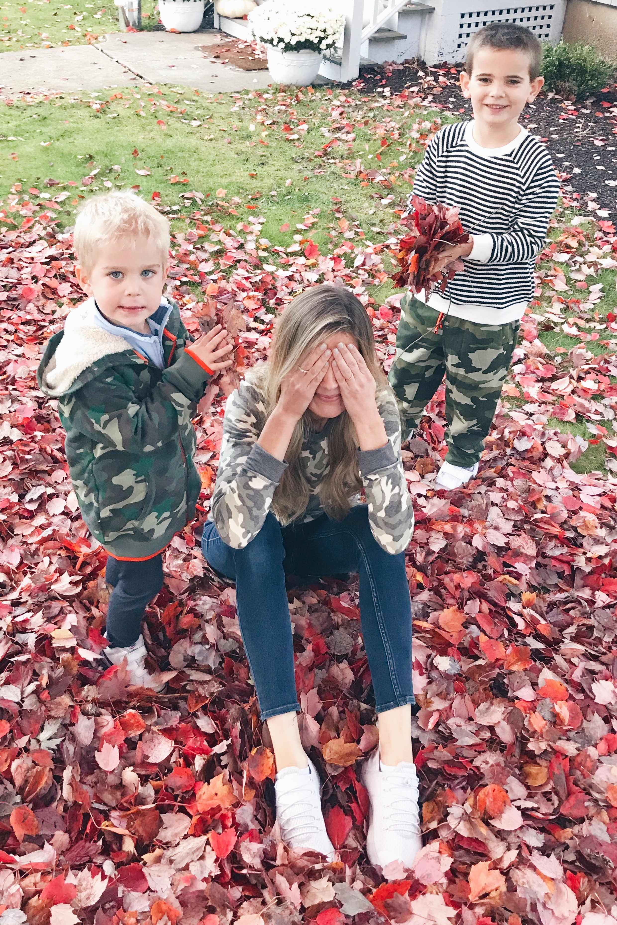  camo outfits for boys - camo hoodie and nike sneakers - pinteresting plans fashion blog