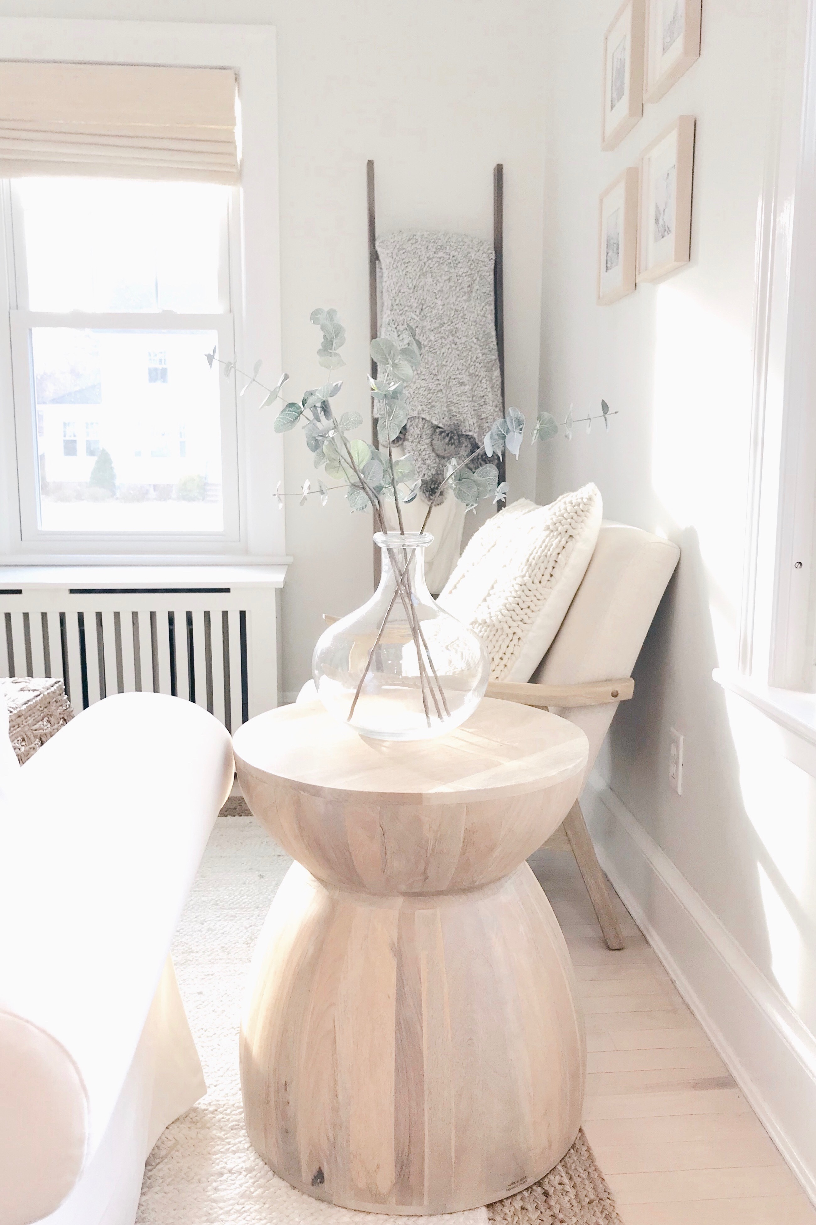  winter home decor - layer neutral living room decor on pinteresting plans blog