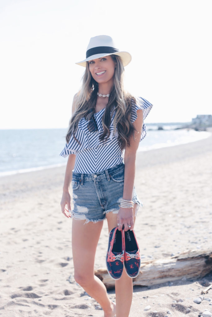 sperry women's boat shoes - memorial day weekend outfit - pinteresting plans blog