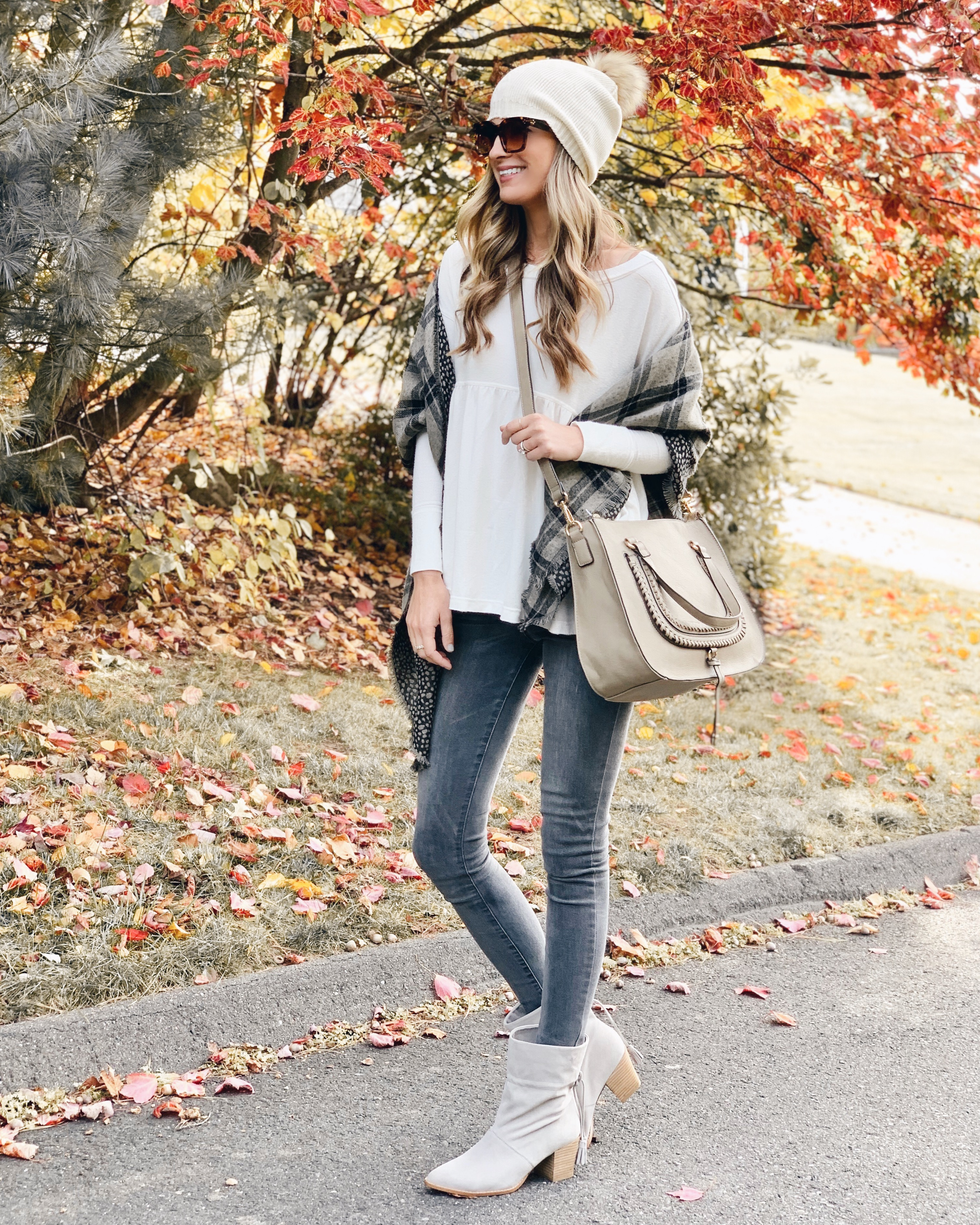 fall fashion trends 2019 // paperbag booties // interesting plans fashion blog // cute fall outfit