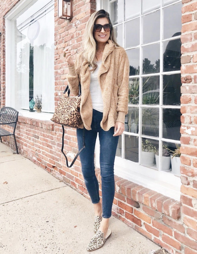 how to style leopard bag with leopard shoes - fall outfit 2020