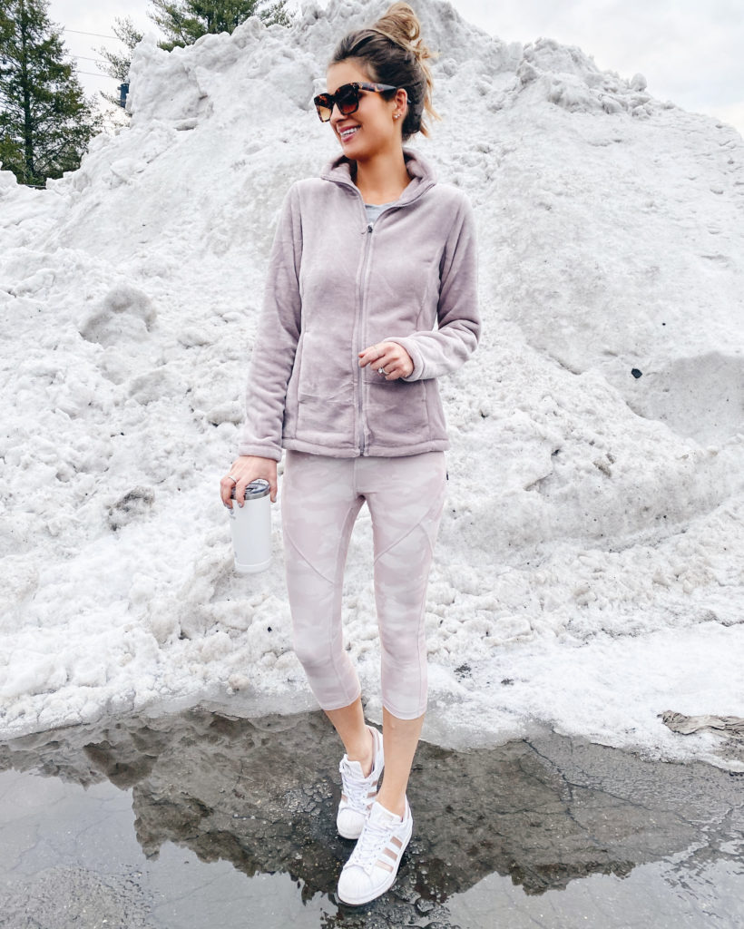 walmart outfit ideas - running errands in leggings and fleece jacket - pinteresting plans fashion blog