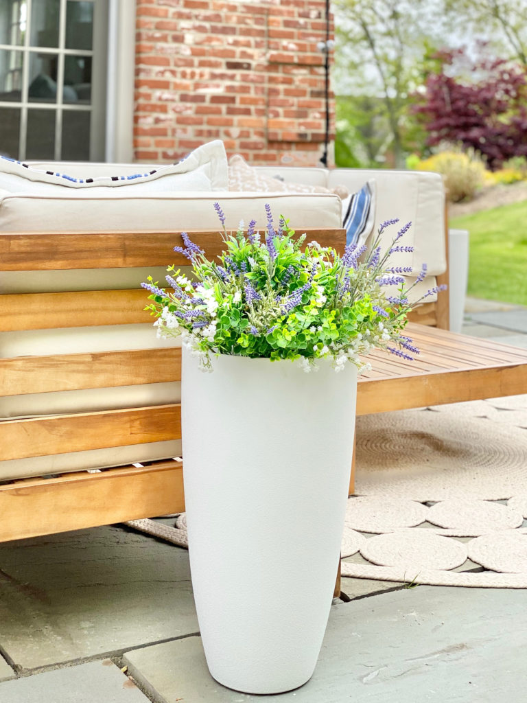 EASY PATIO DIY PROJECT - outdoor planters with faux plants - pinteresting plans