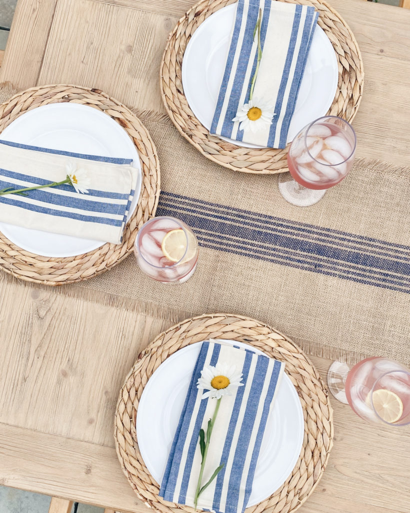 coastal outdoor dining tablescape ideas - pinteresting plans blog.JPG