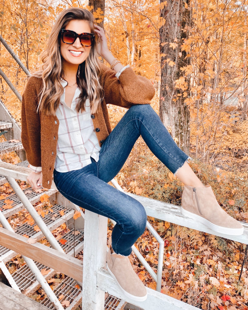 leaf peeping outfit idea - connecticut fall fashion style