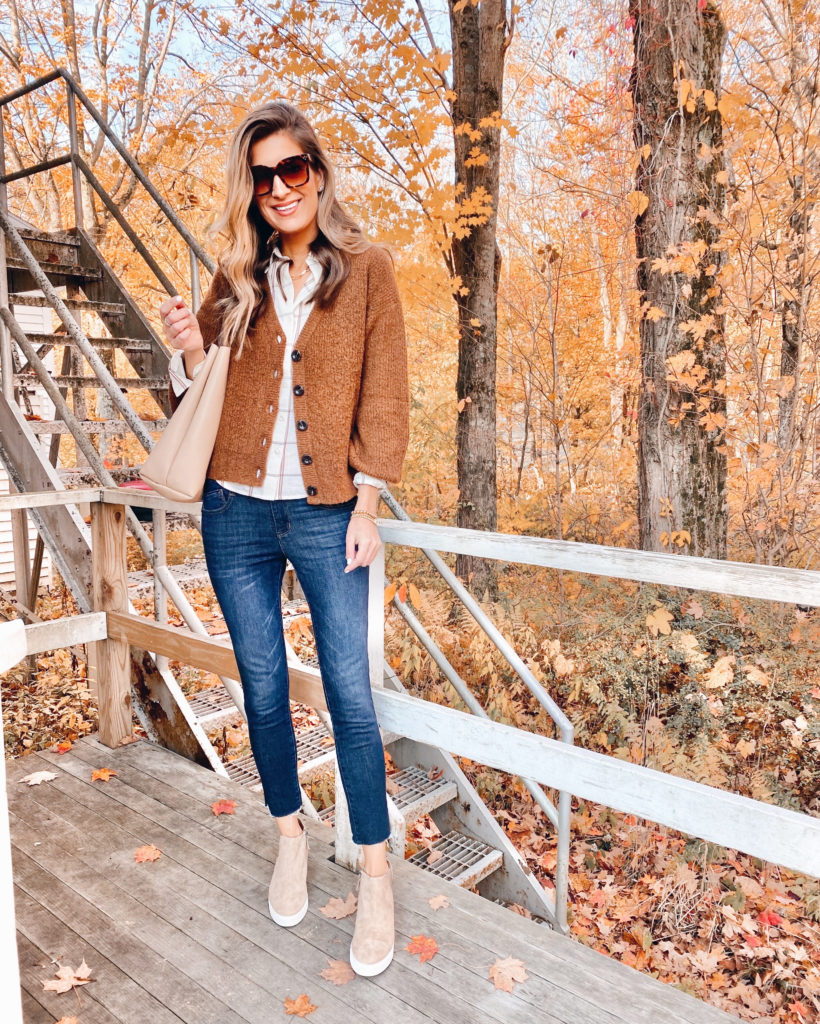 what to wear for pumpkin patch pictures or leaf peeping