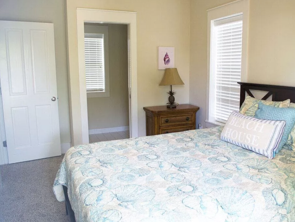 30a bungalow - bedroom before photo 