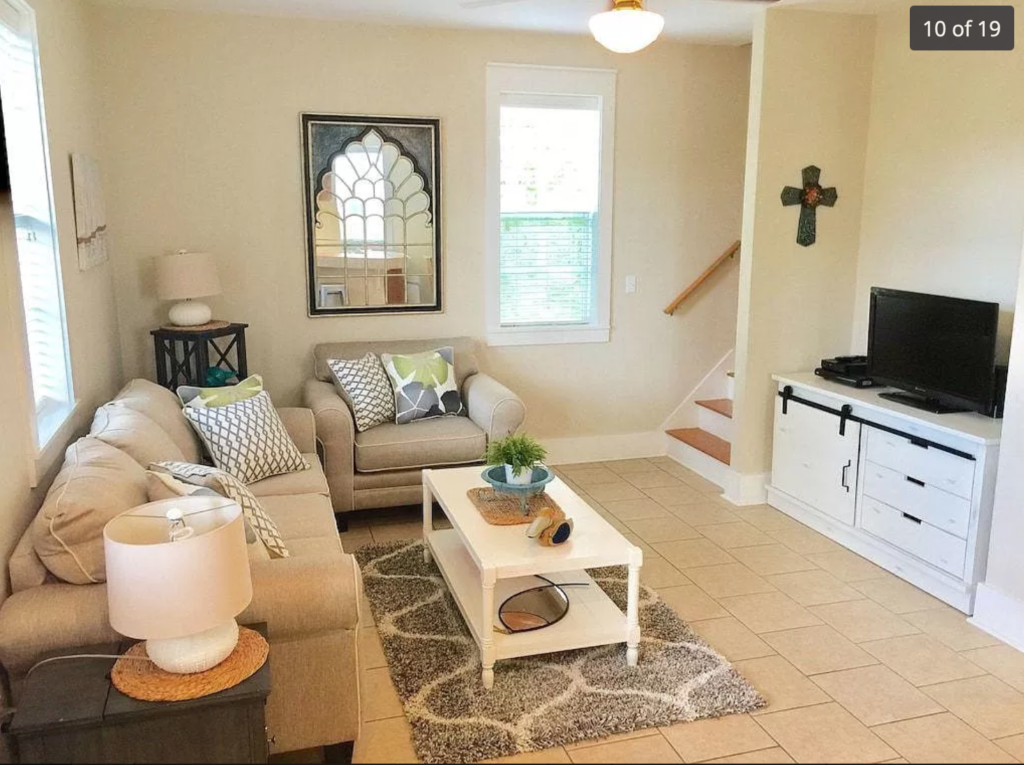 living room before image - bungalow on 30a