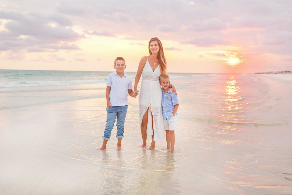 what to wear for family beach photos 2021