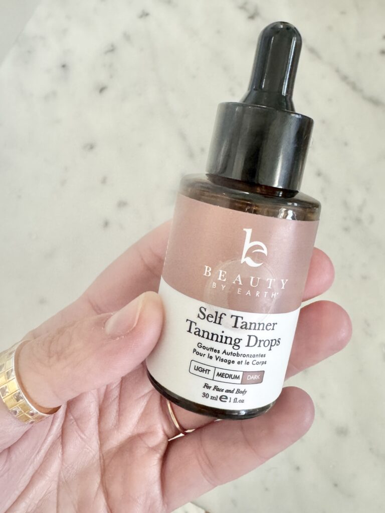 The best self tanner tanning drops for body and face in the dark shade.