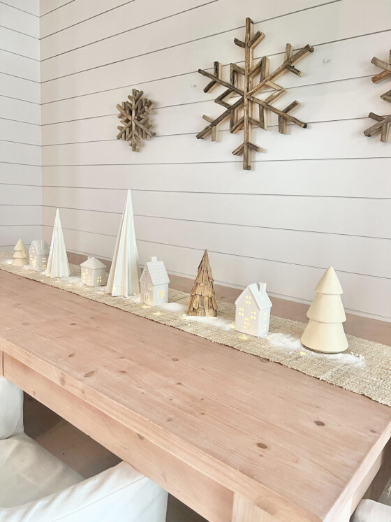 modern minimal holiday decor