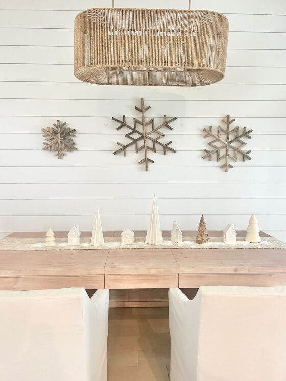 neutral christmas decor idea